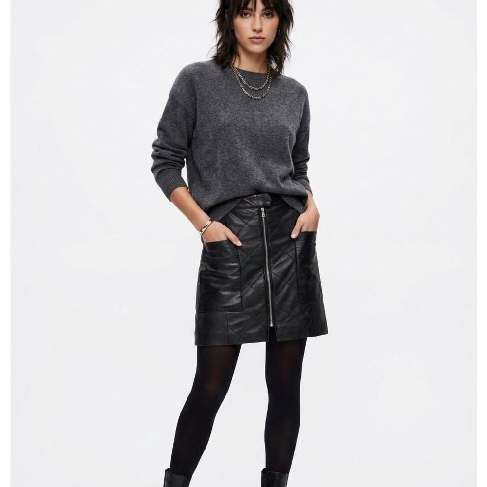 Twenty8Twelve | Black Quilted Lamb Leather Mini Skirt Front Zip Pockets | Size 4